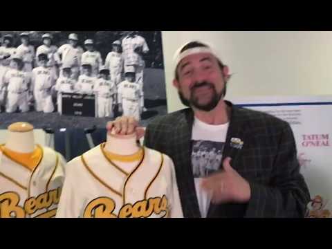 Kevin Smith watches The Bad News Bears on Cya.LIVE from the Paramount Archives